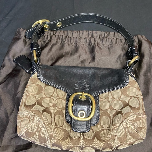 Coach Shoulder Bag - Picture 6 of 8